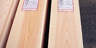 東濃桧の柱材